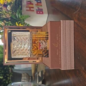 Khamrah Qahwa Lattafa Perfume